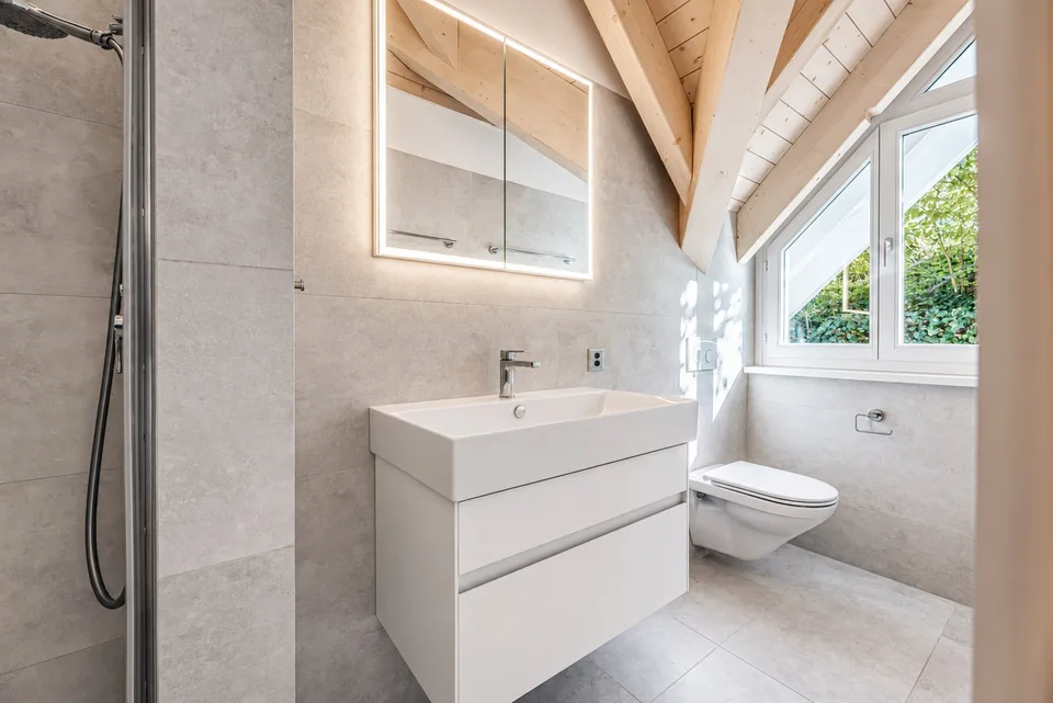 Charmant appartement maisonnette 5.5 pièces avec vue panoramique – photo 14 sur 17