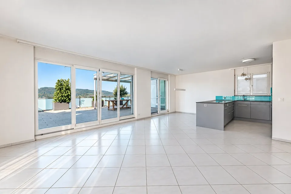 Charmant appartement maisonnette 5.5 pièces avec vue panoramique – photo 5 sur 17