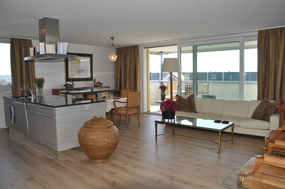 Moderne und einzigartige Wohnung mit Eigentumsstandard