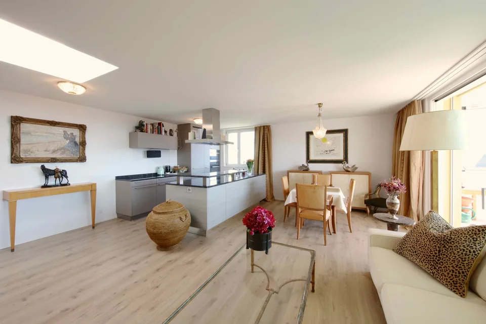 Moderne und einzigartige Wohnung mit Eigentumsstandard