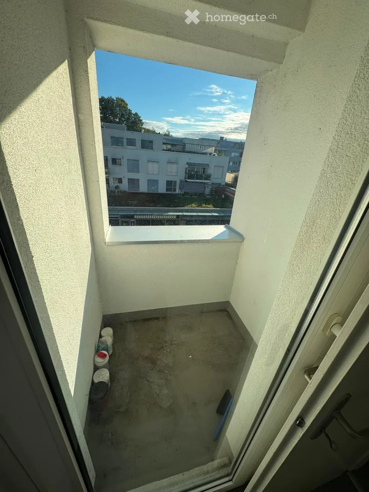 Affascinante appartamento 1.5 locali con balcone a Lyss – disponibile immediatamente!