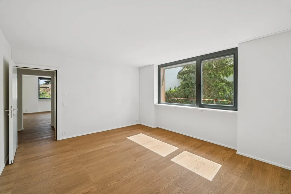 Exklusive 3.5-Zimmer-Souterrainwohnung mit privatem Garten – Foto 9 von 9