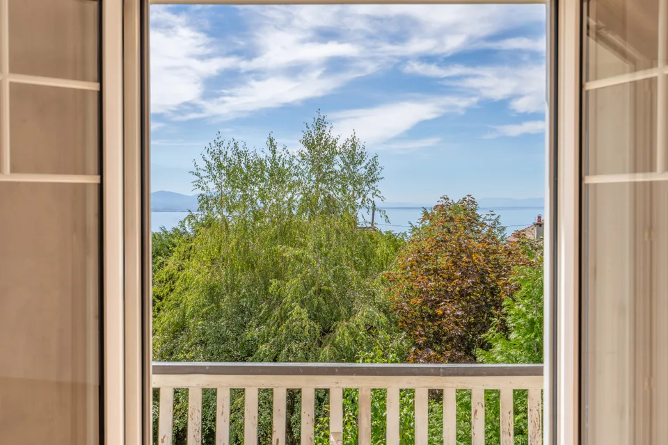 LAUSANNE 1004 - Casa con 6 locali, vista lago, giardino & 4 parcheggi – foto 20 di 26