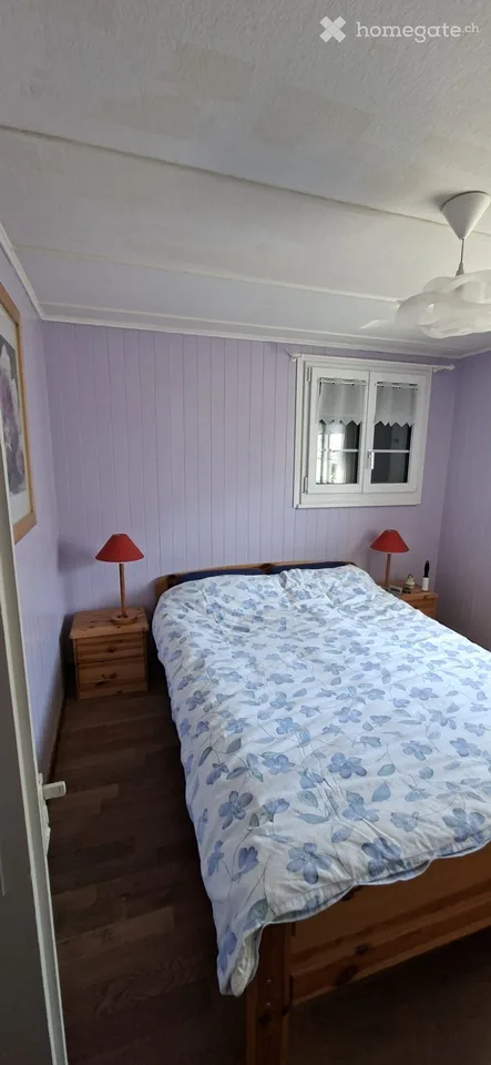 Kleine möblierte 2.5-Zimmer-Wohnung mit Garten und Aussicht - Vaas