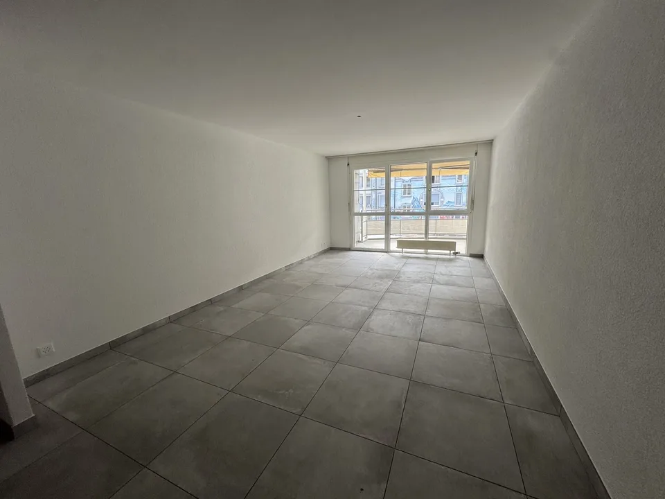 02507 - Appart. 3½ LOCALI - RUE LOCARNO 2 - FRIBOURG – foto 2 di 10