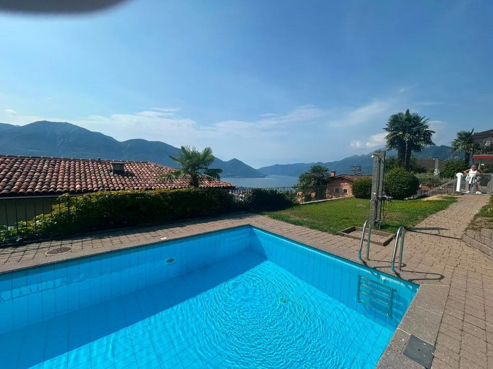 Incantevole casa unifamiliare ad Orselina con piscina e vista panoramica – foto 17 di 17