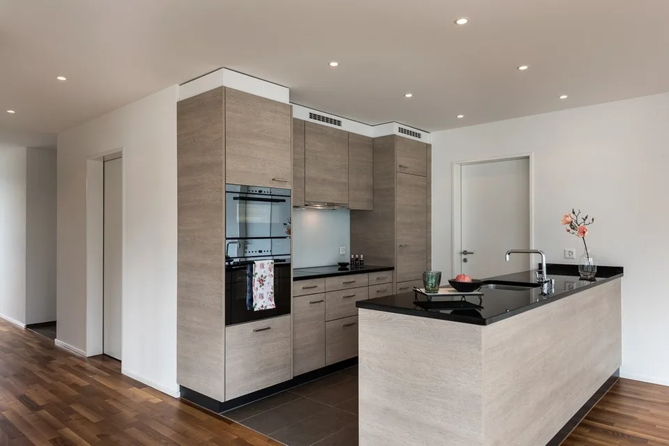 Modern, central, and quietly located apartment - grab it!