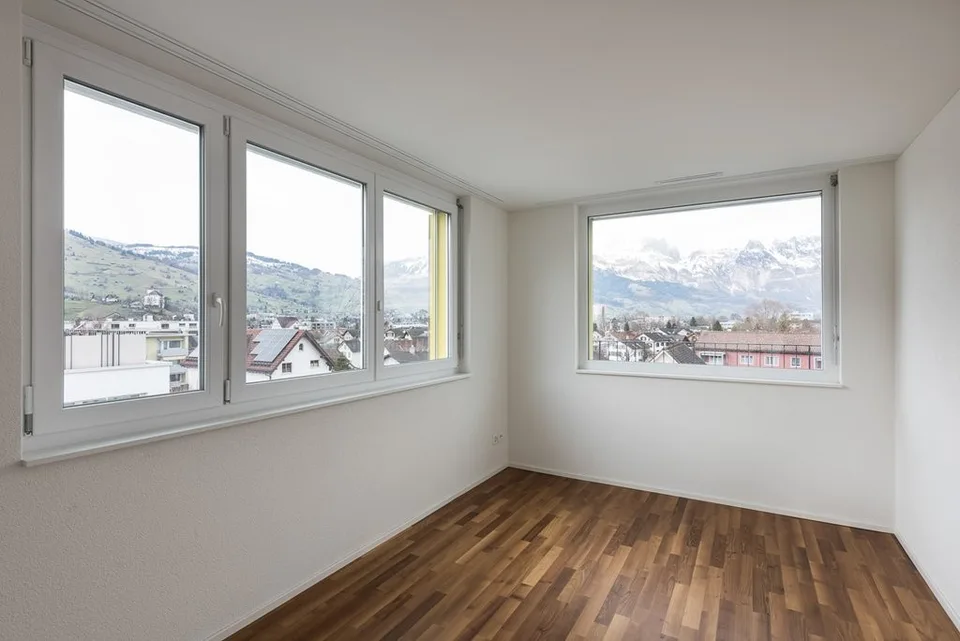 Modern, central, and quietly located apartment - grab it!