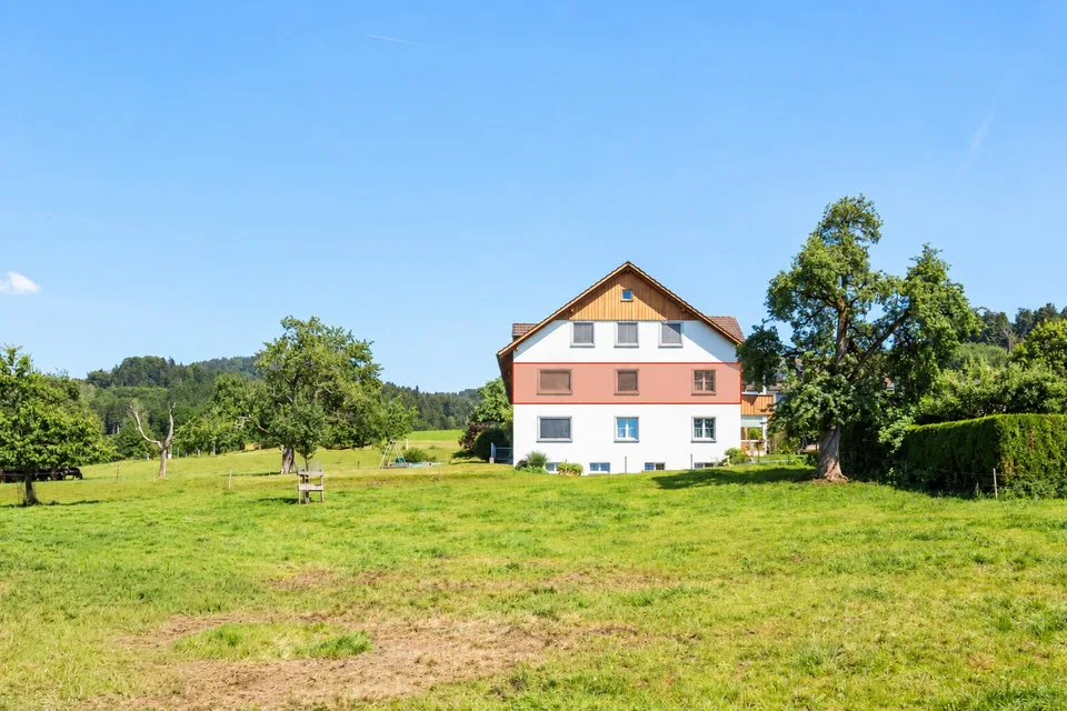 SONNIGE 4.5-ZIMMER-WOHNUNG MIT WEITBLICK INS GRÜNE – Foto 2 von 25
