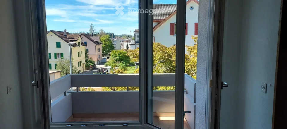 4.5-room attic apartment with mountain view – for 1–2 people 50+ in a sympathetic STOWEG, until 30.6.2030