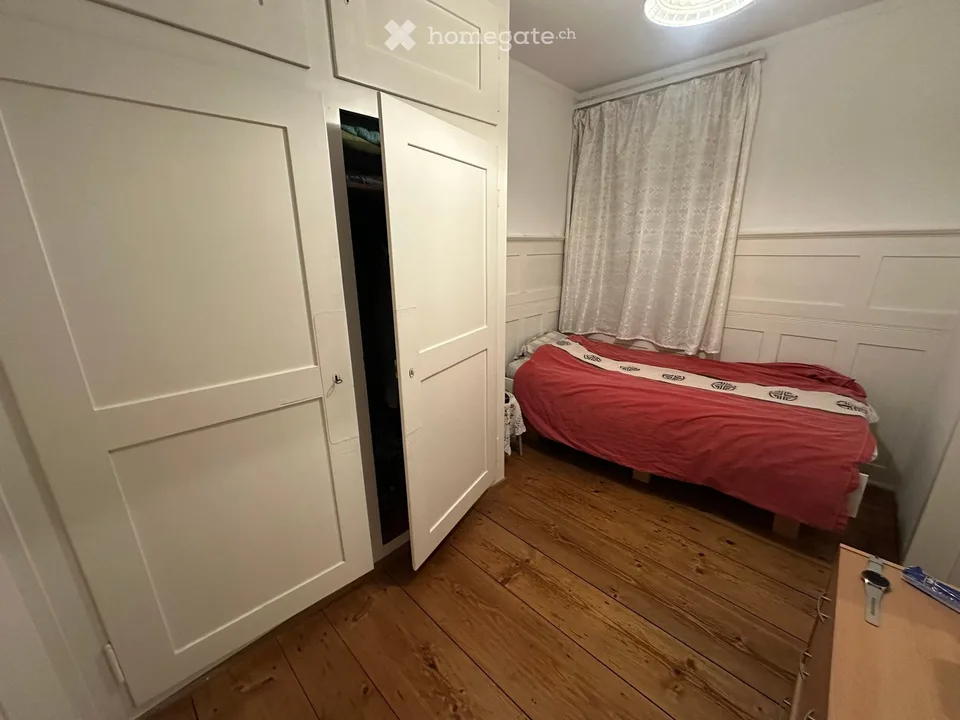 Appartamento di 4,5 locali in una casa colonica storica a Bülach