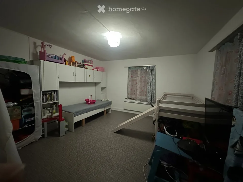 Appartamento di 4,5 locali in una casa colonica storica a Bülach