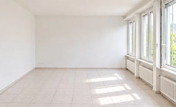 Spacious, bright family apartment in a central location