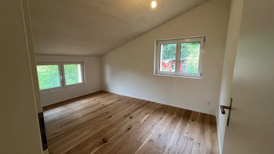 Attraktiver 4.5-Zimmer-Hausteil mit Seesicht – Erstbezug nach Komplettumbau