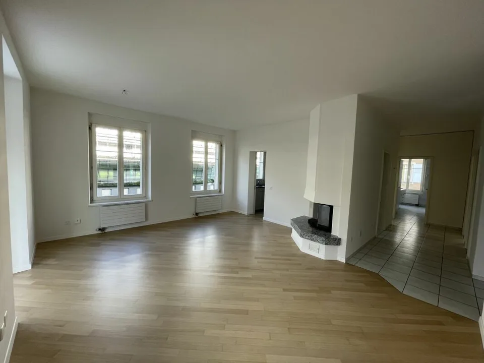 schöne und grosszügige 5-Zimmerwohnung mit Wintergarten in Bern/Eigerplatz zu vermieten! – Foto 6 von 13