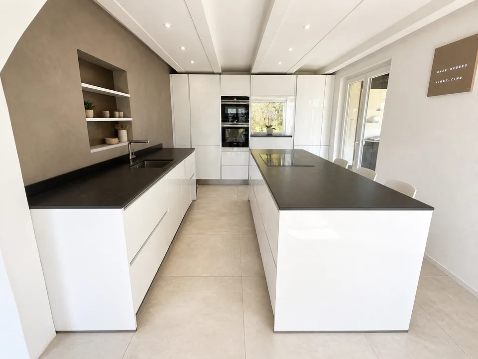 EPALINGES - 6 Zimmer in Villa mit hohem Standard – EHL in 10 Minuten – Garten & Terrasse