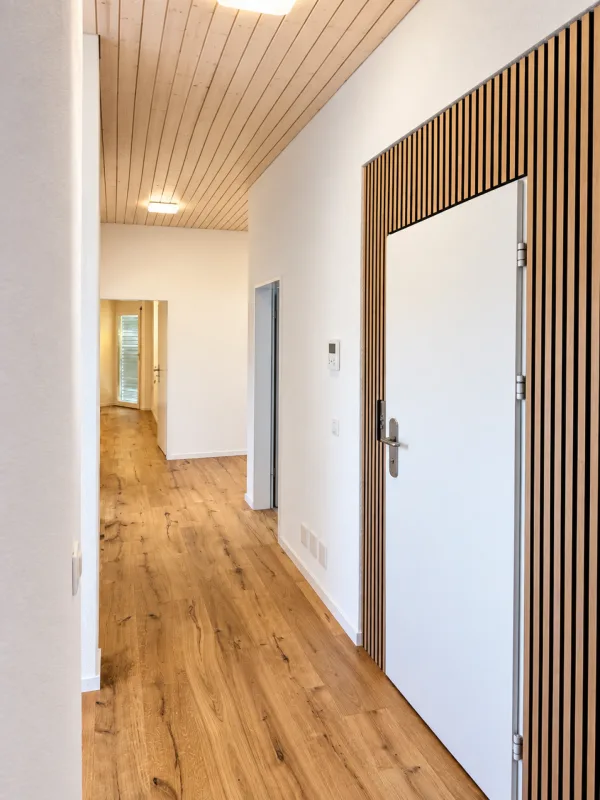 Exclusive 5.5-room attic apartment with approx. 160 m² - direct lift access, fireplace & 4 underground parking spaces – photo 7 of 15