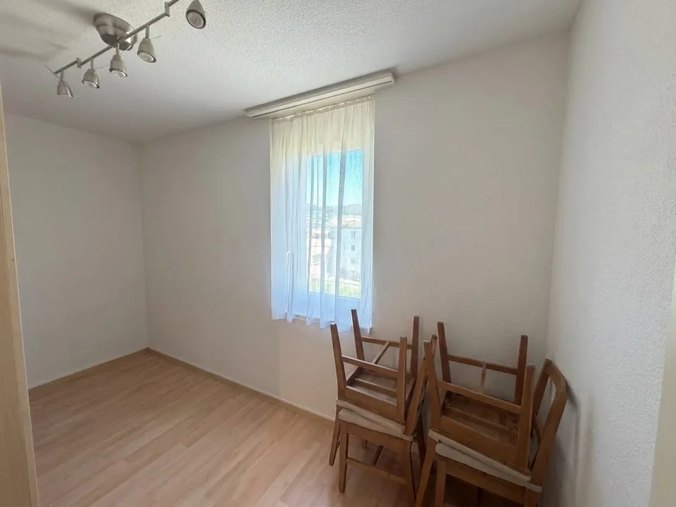 Appartement 4 pièces avec balcon & garage à vendre à Unterkulm – photo 5 sur 10