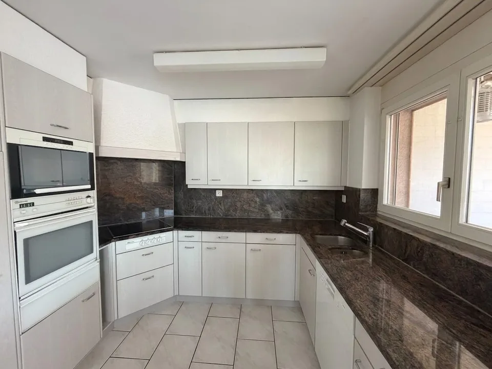 Appartement 4 pièces avec balcon & garage à vendre à Unterkulm – photo 7 sur 10
