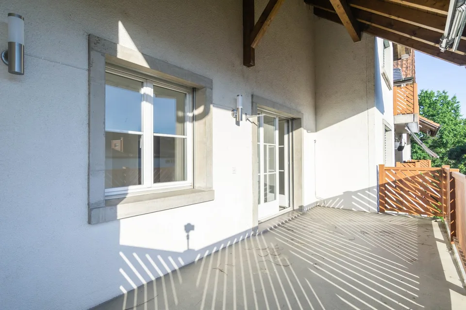 Appartamento ristrutturato con ampio balcone!