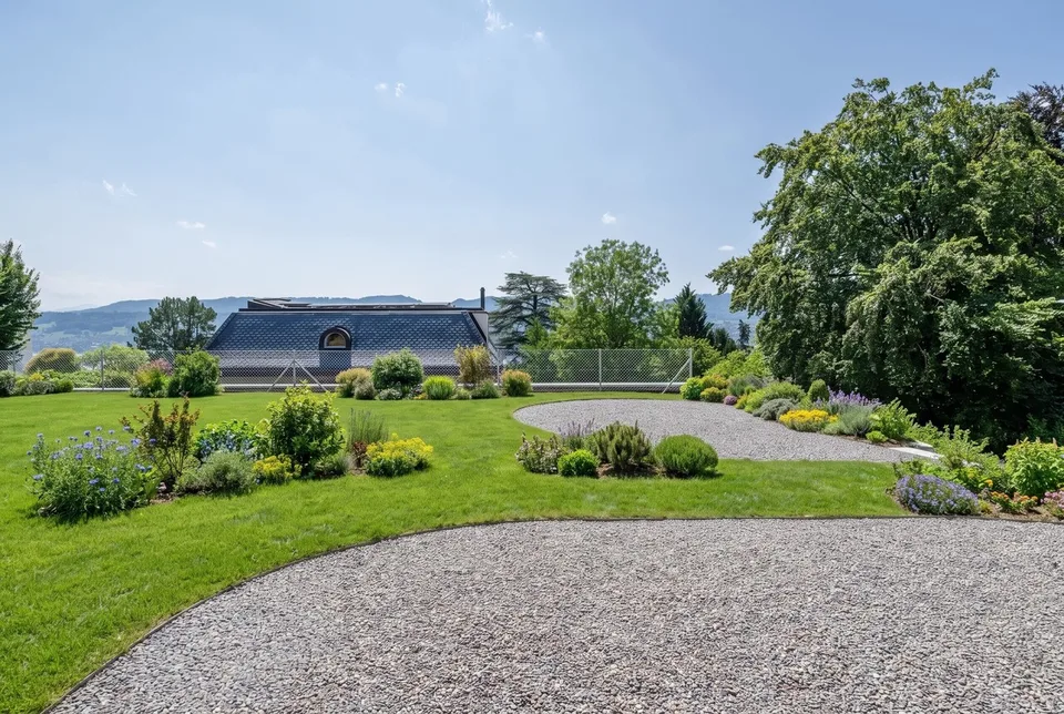 Modern living comfort with exclusive garden paradise – photo 9 of 9
