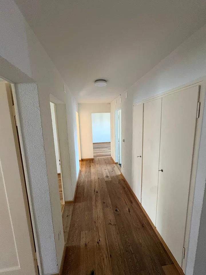 Bright 4-room apartment with balcony in Rorschach – available immediately!