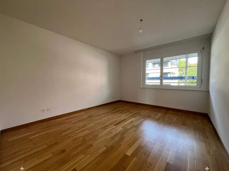 App. 3.5 pièces 1-er étage / 3.5-Zimmerwohnung 1. OG – photo 7 sur 9
