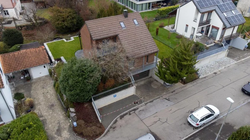 Charmantes 5.5-Zimmer-Einfamilienhaus mit Kamin in Kreuzlingen – Foto 2 von 14