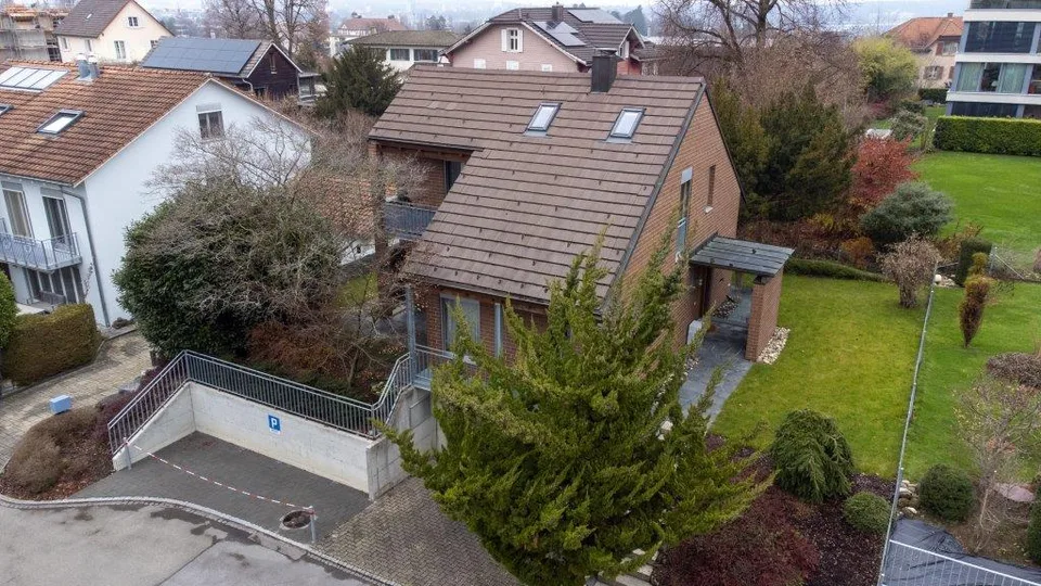 Charmantes 5.5-Zimmer-Einfamilienhaus mit Kamin in Kreuzlingen – Foto 3 von 14