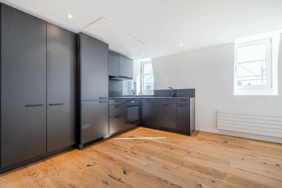 EXCLUSIVE: 3.5-room apartment with modern construction standards and unique rooftop terrace