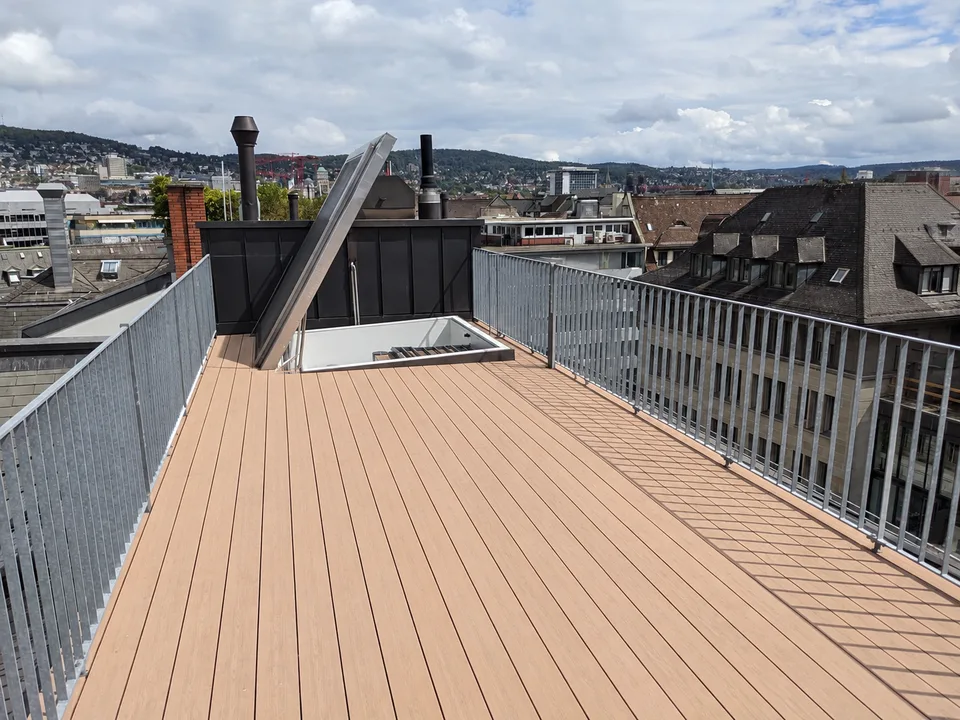 Appartement spacieux 5 pièces au dernier étage sur Stauffacherstrasse à Zurich – photo 3 sur 9
