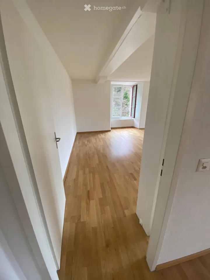 Grosse 2.5-Zimmerwohnung mit Industriecharme in ehemaliger Spinnerei – ab 16.10.2026 zu vermieten