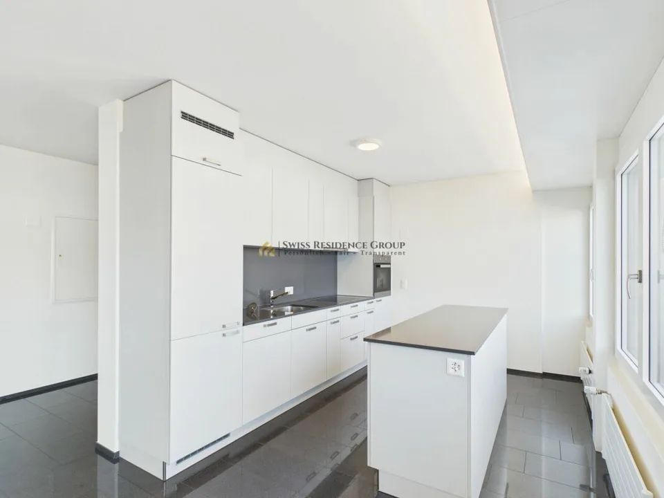 Exclusive 3.5-room apartment with dream terrace & air conditioning