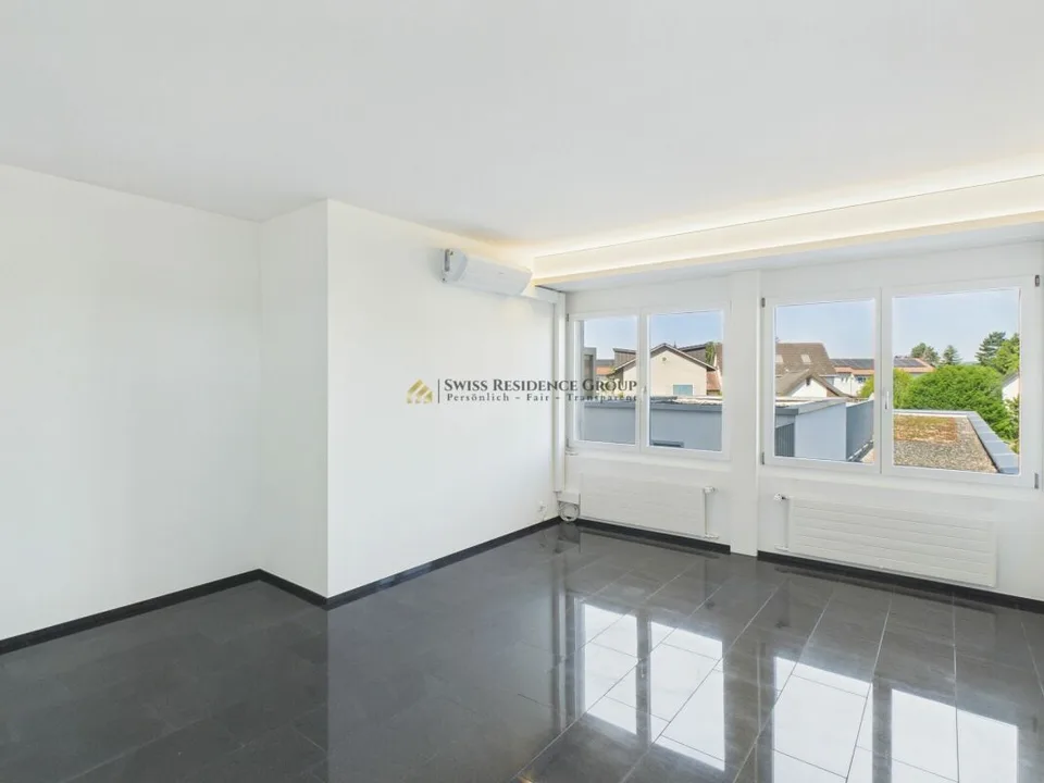 Exclusive 3.5-room apartment with dream terrace & air conditioning