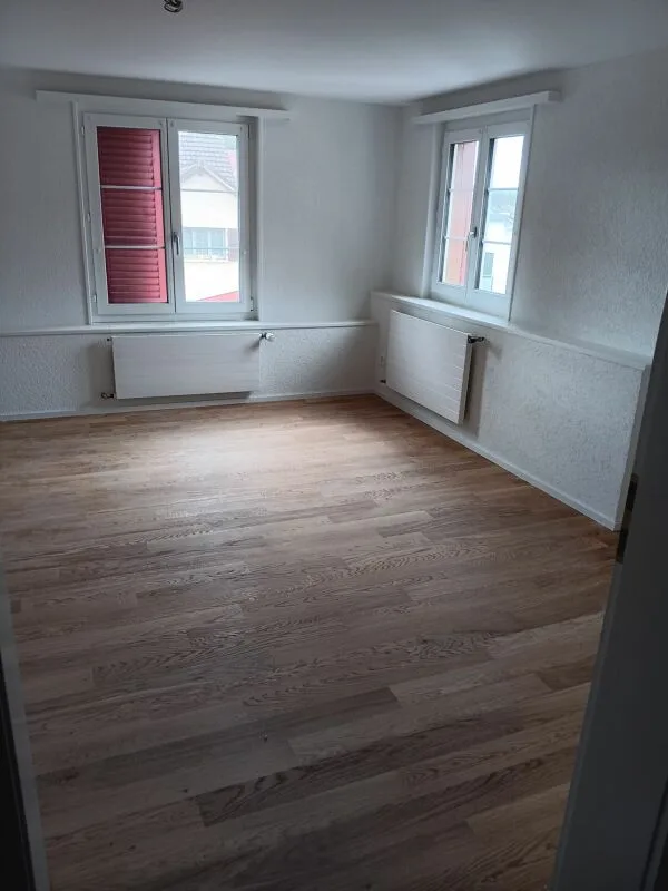 Wunderschöne renovierte 4.5 Zimmer Wohnung