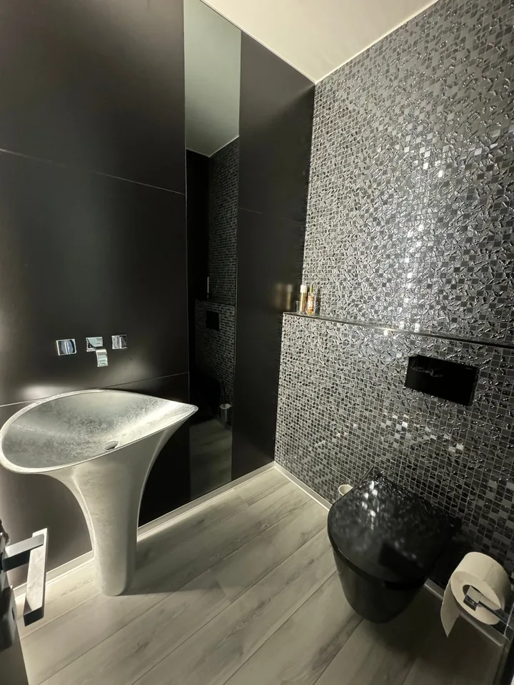 PROPRIÉTÉ CONTEMPORAINE D’EXCEPTION À SAXON – photo 9 sur 21