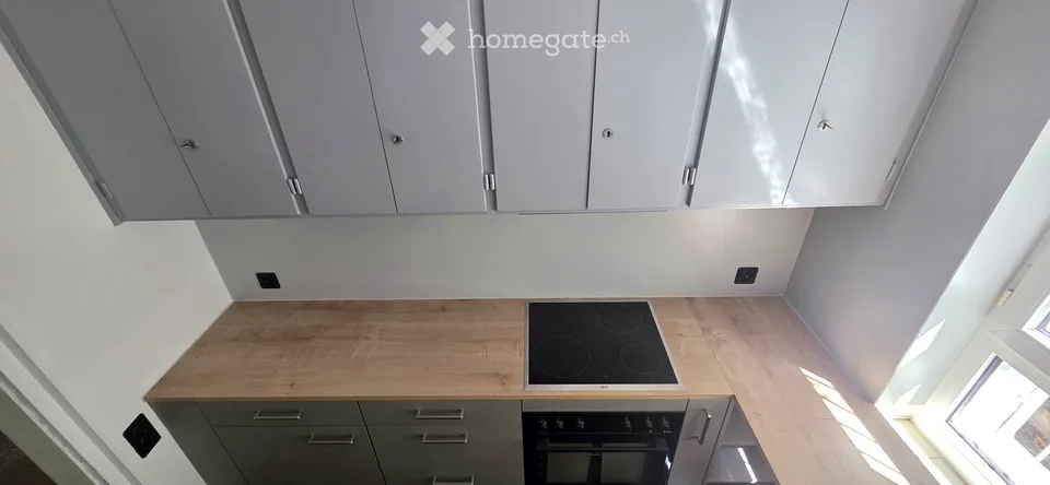2.5-Zimmer-Wohnung im EG in Zollikon – sofort verfügbar / 2.5-Room Apartment in Zollikon