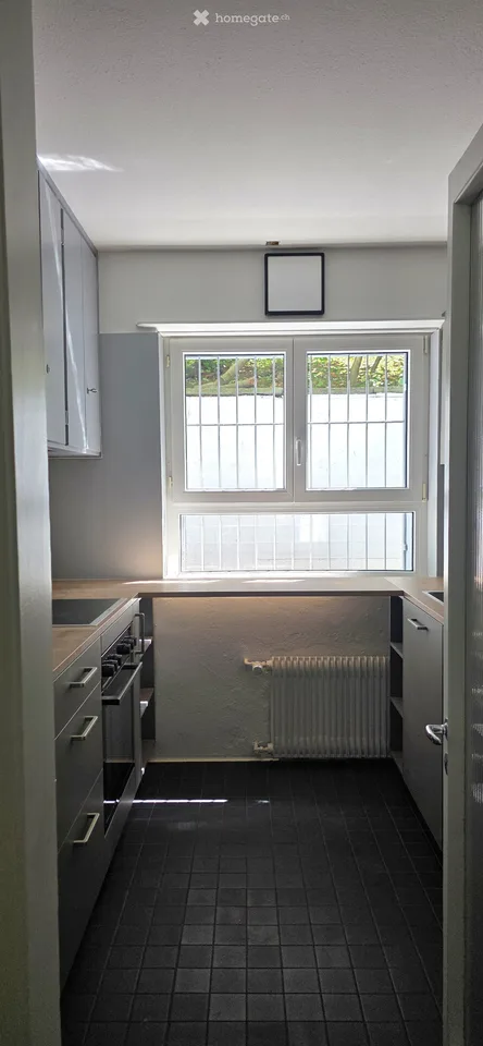 2.5-Zimmer-Wohnung im EG in Zollikon – sofort verfügbar / 2.5-Room Apartment in Zollikon