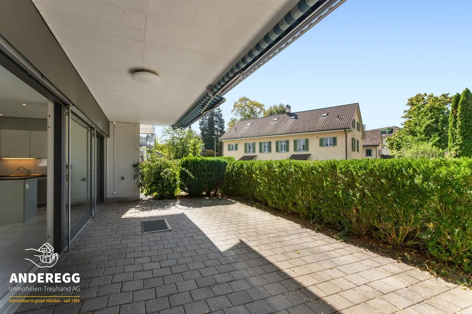 Wohnen mit viel Freiraum 4.5-Zi.-Wohnung im Erdgeschoss – Foto 3 von 13