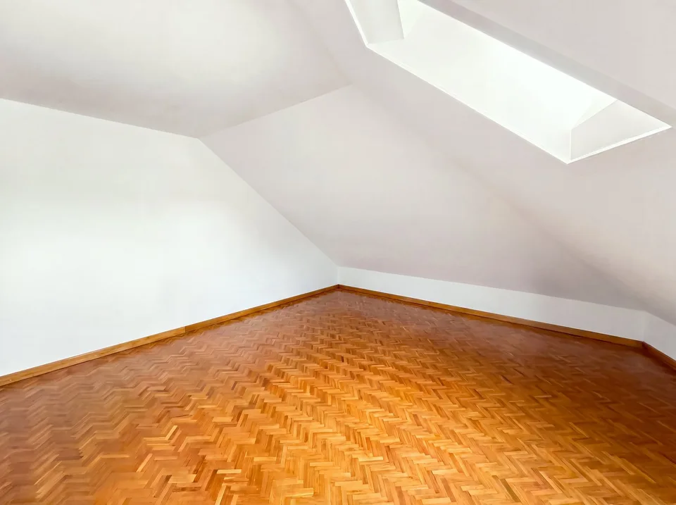 Duplex de 4 pièces avec balcon en attique – photo 11 sur 12