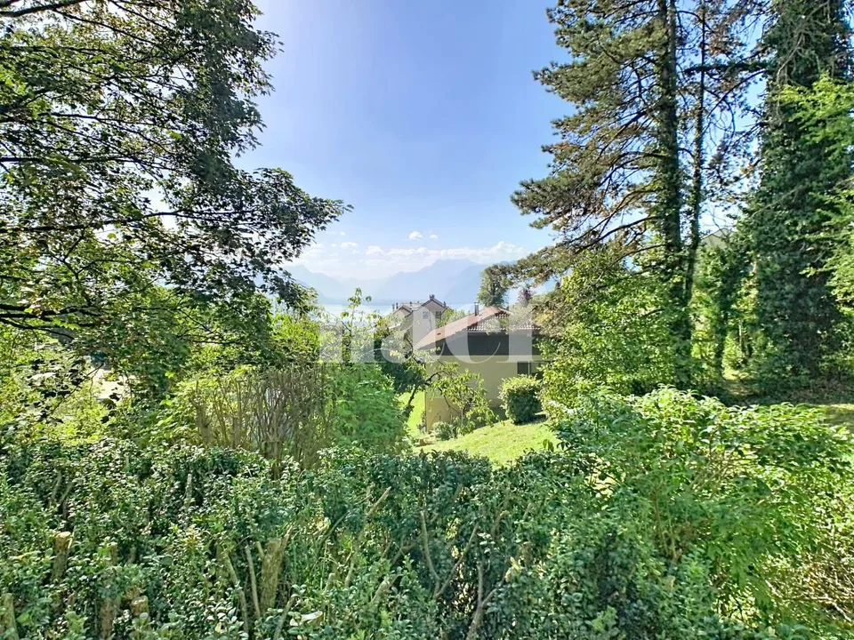 Casa di 5.5 locali con giardino