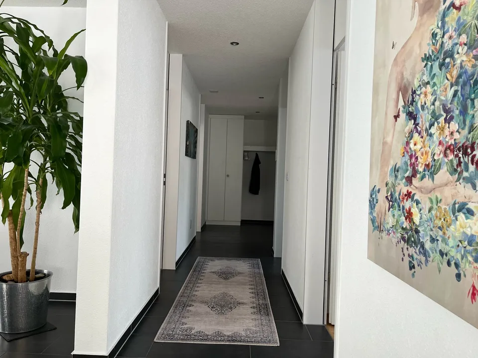 Gepflegte 4.5-Zimmer-Eigentumswohnung mit Balkon in Aarwangen (2 EHP verfügbar) – Foto 3 von 10