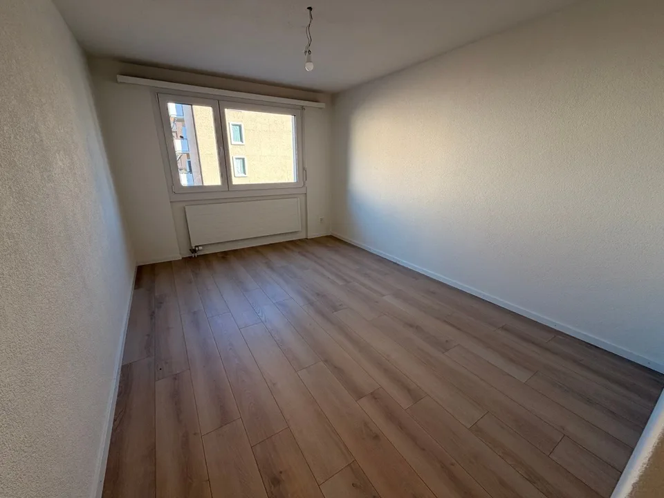 Modern 4.5-room apartment in Au – available immediately!