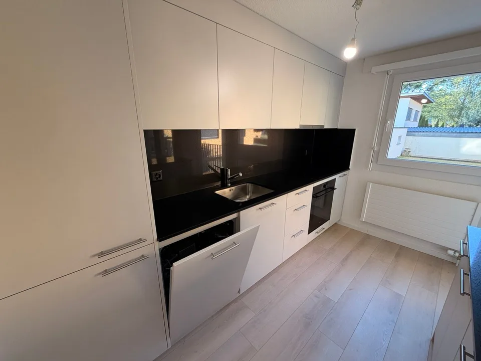 Modern 4.5-room apartment in Au – available immediately!