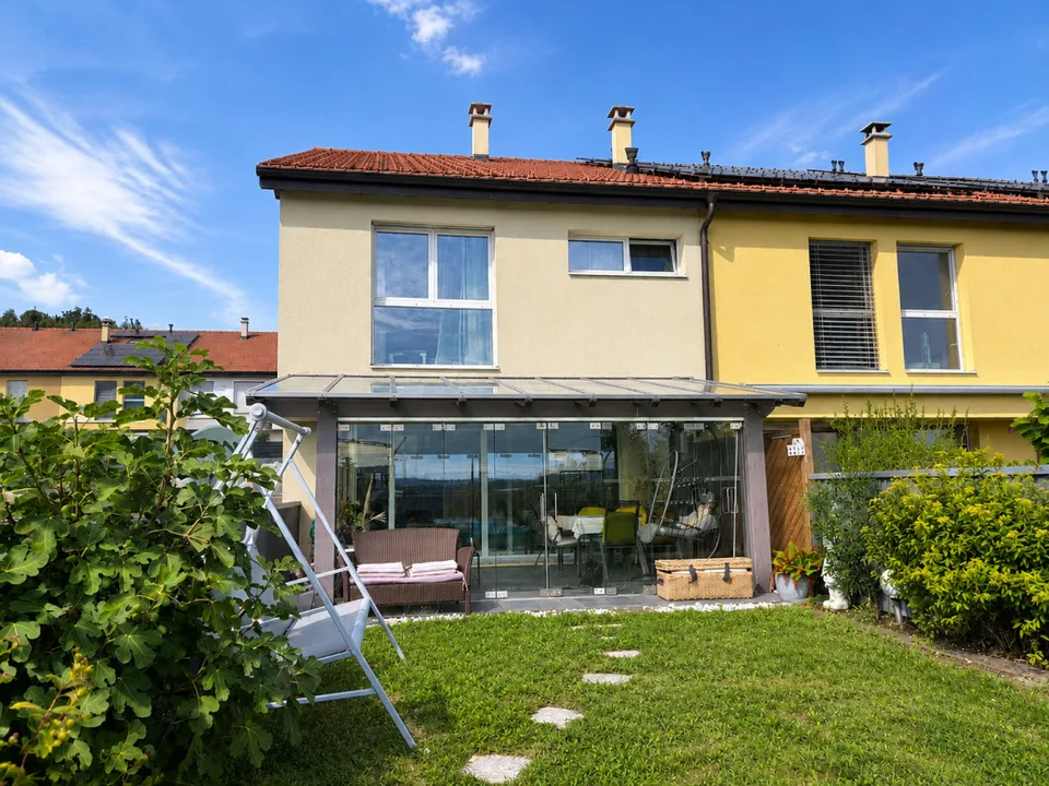 Villa mitoyenne de 5.5 pièces – photo 3 sur 13
