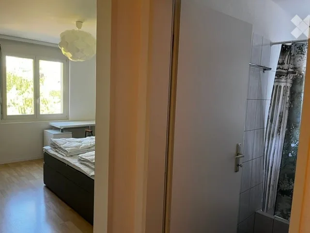 Per professionisti temporanei, single o pendolari: camera ammobiliata in condivisione a Bremgarten AG