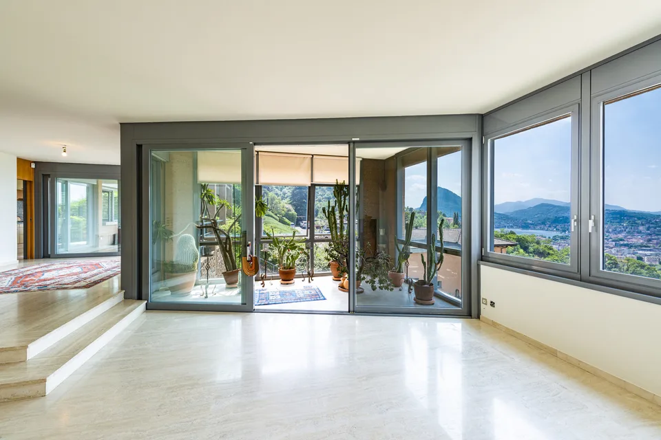 Casa moderna con bella vista lago – Foto 12 von 13