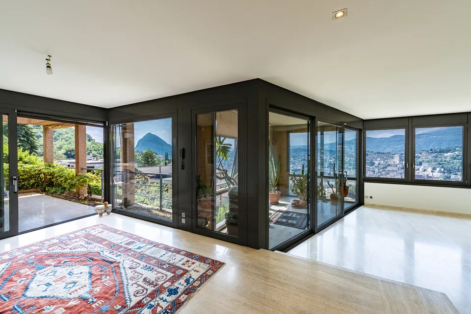 Casa moderna con bella vista lago – Foto 9 von 13