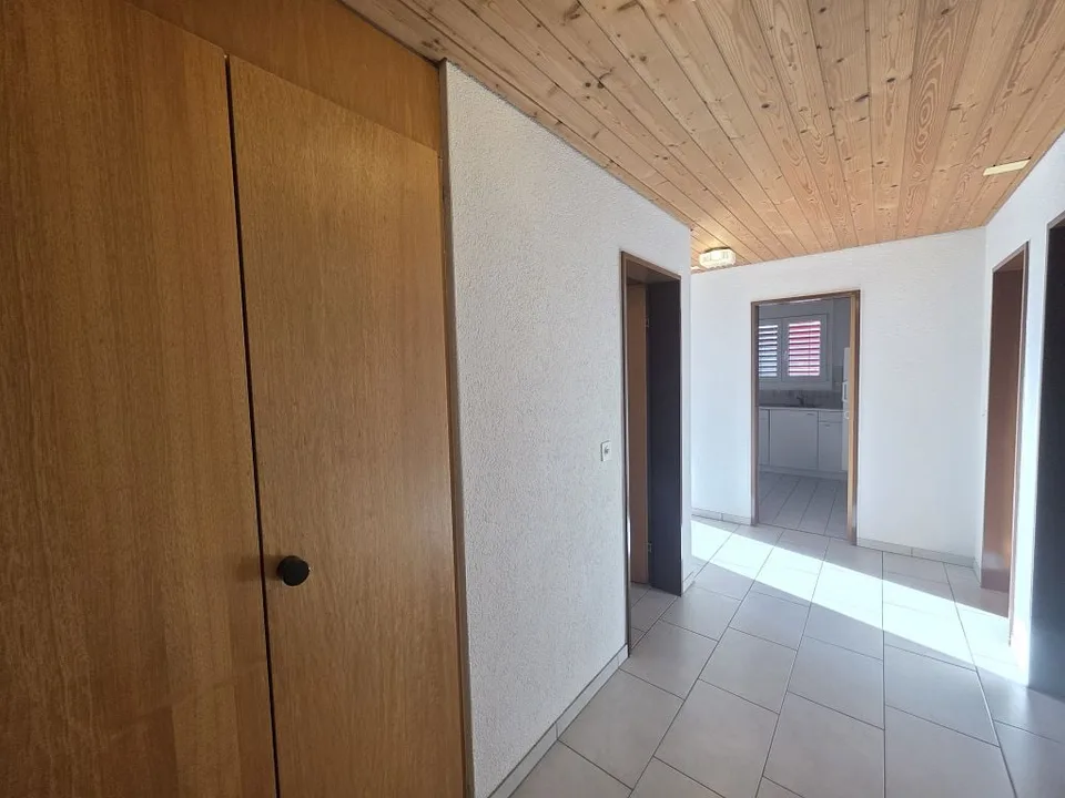 Appartement 3 pièces, 2e étage droite