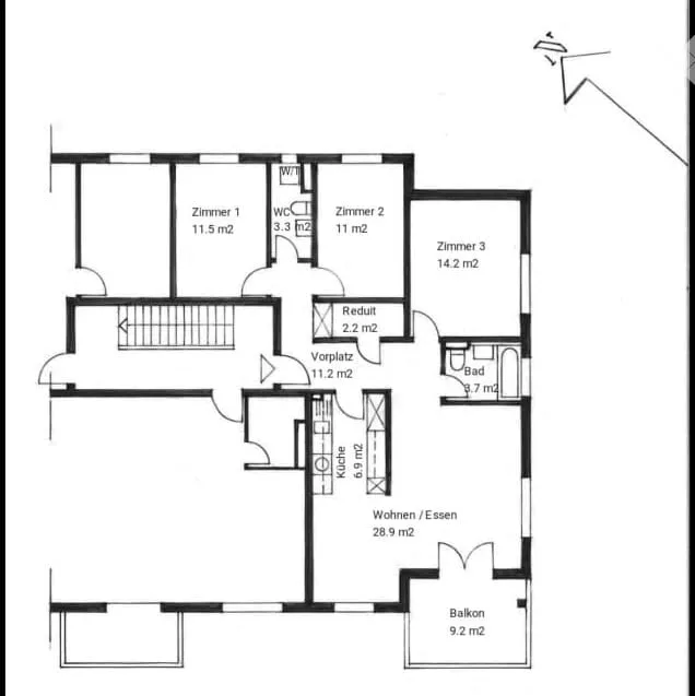 Appartamento luminoso 4.5 locali con balcone e bella vista a Wald ZH